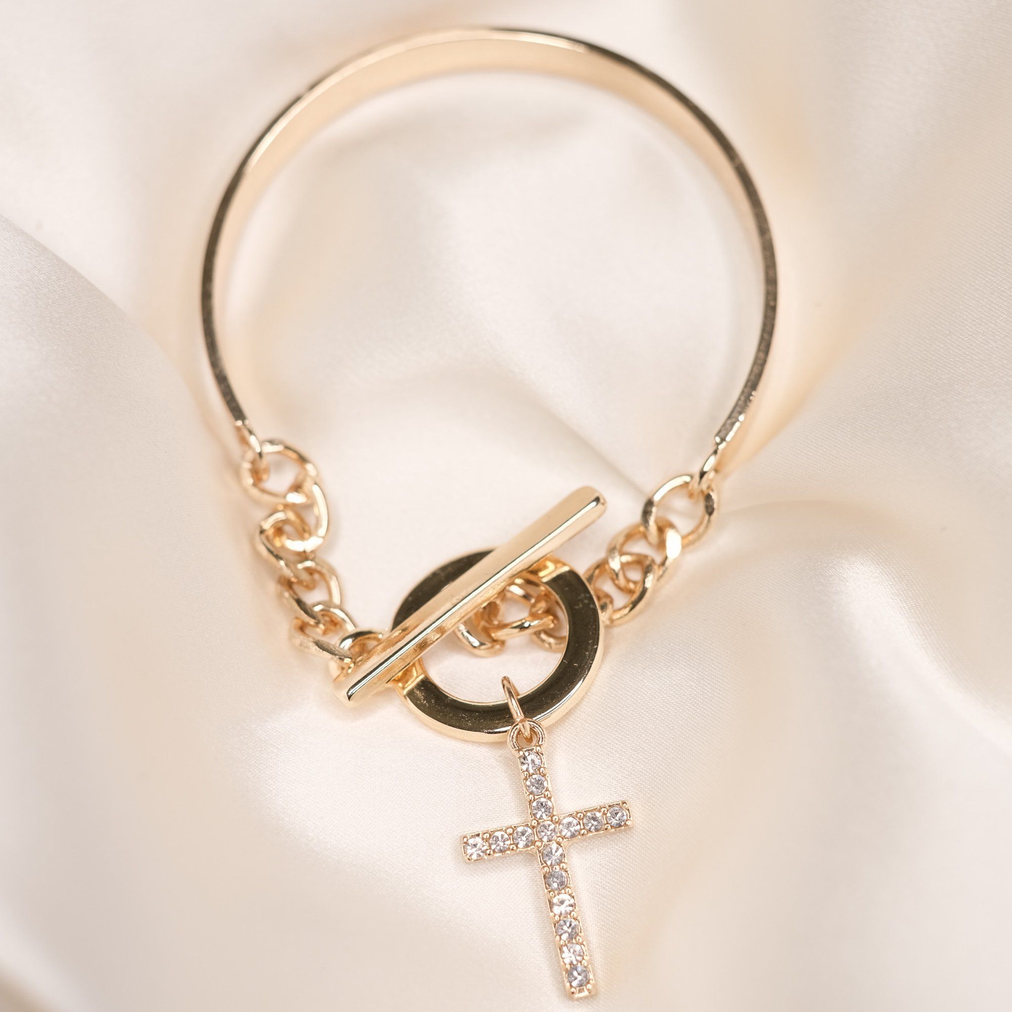 Gold Cross Bracelet Bracelet Marandria