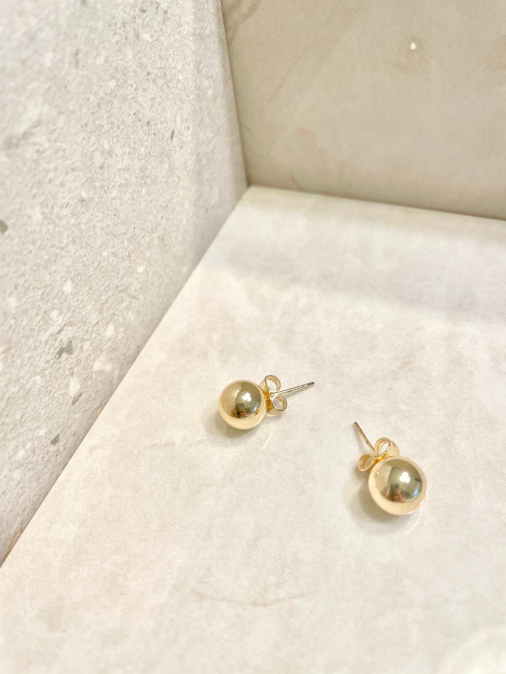 gold ball stud earrings