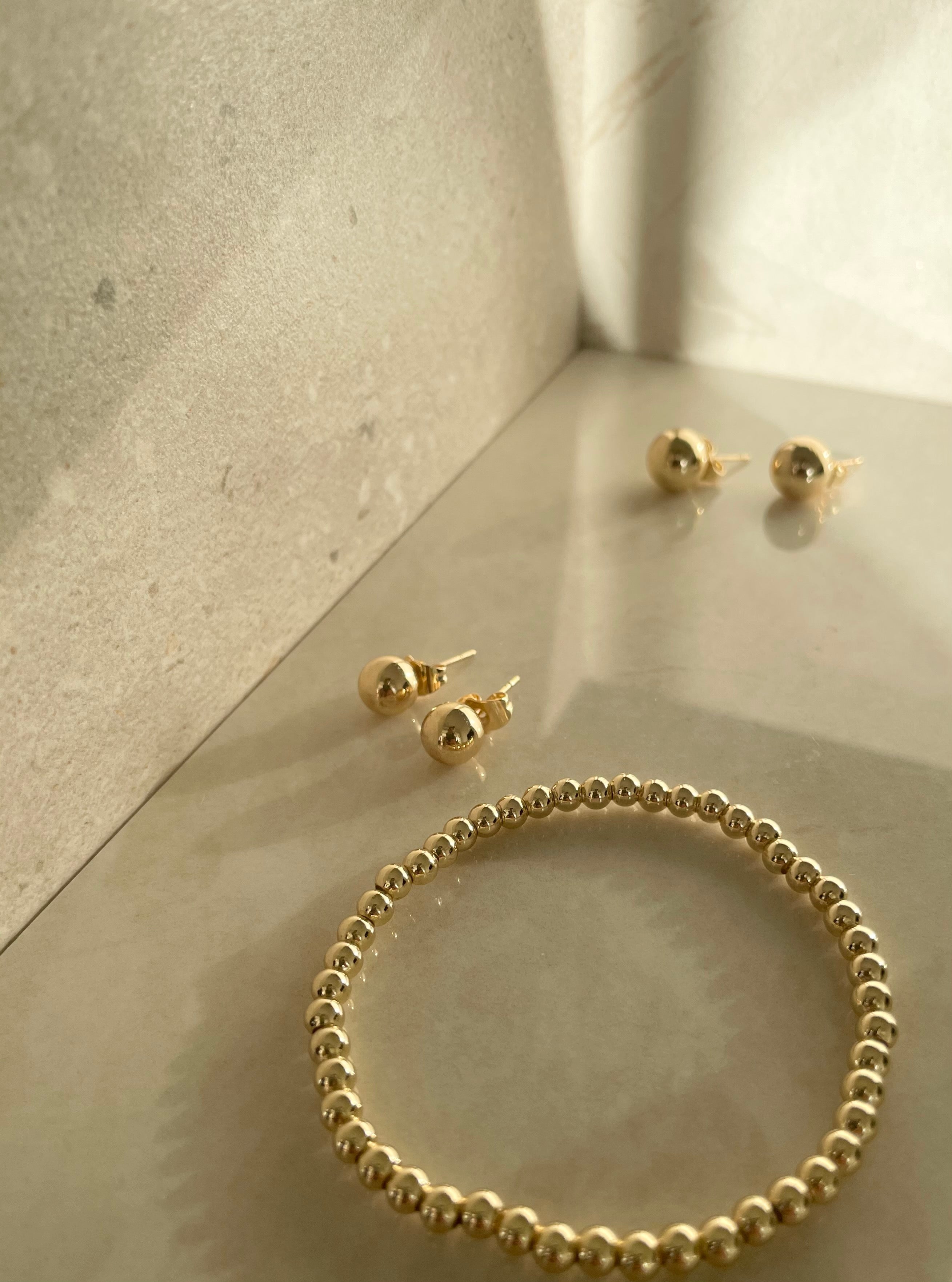 gold ball stud earrings