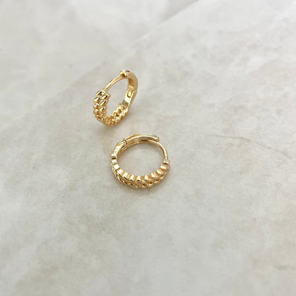 Golden Link Chain Huggy Hoops